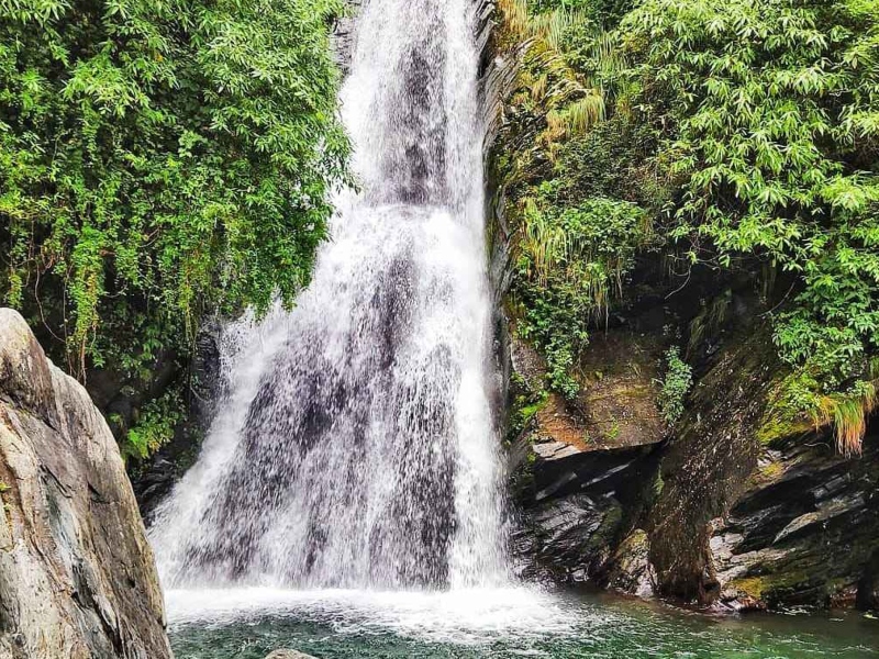 Bhagsu Waterfall