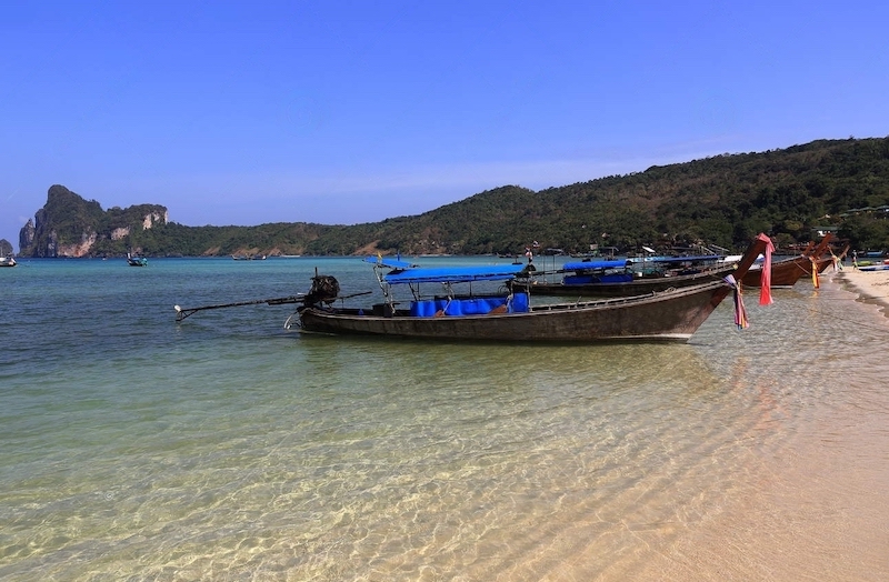 Loh Dalum Bay