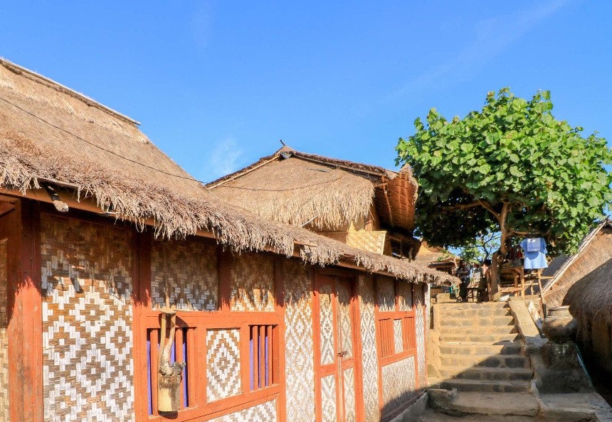 Sasak Cultural Village