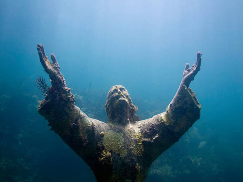 Statue of Jesus Christ