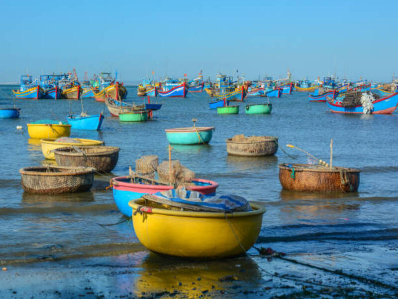 Vinh Hy Bay