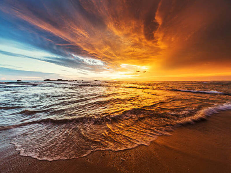 Hikkaduwa Beach